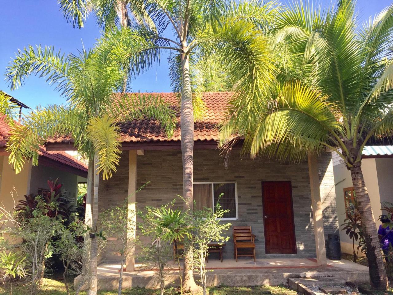 Coconut Bungalow Nai Yang Exterior photo